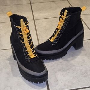 Steve Madden Contendor